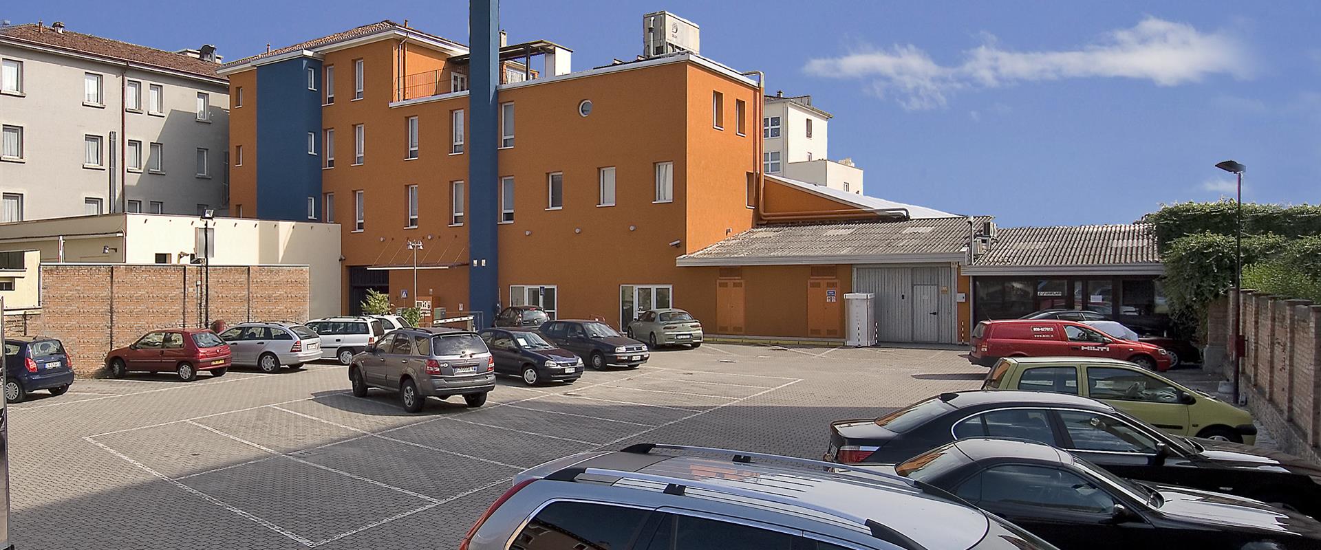 Dimentica l''auto e muoviti a Venezia in libertà! Il parcheggio del Best Western Plus Hotel Bologna a Mestre è videosorvegliato.