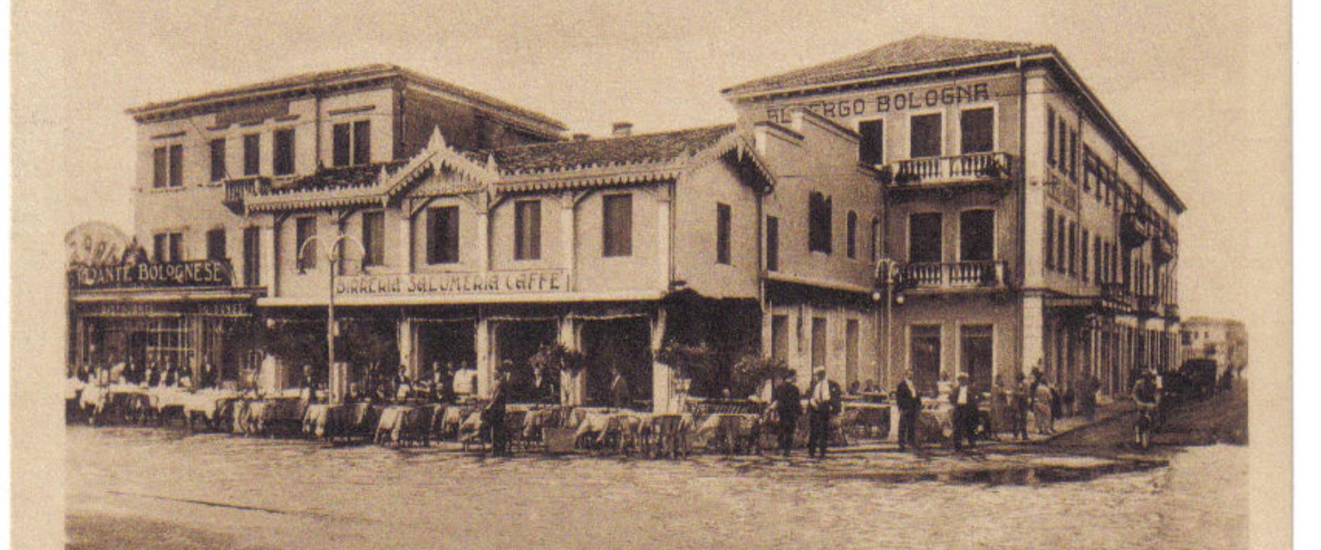 1915 Hotel Bologna