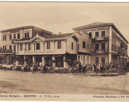 1915 Hotel Bologna