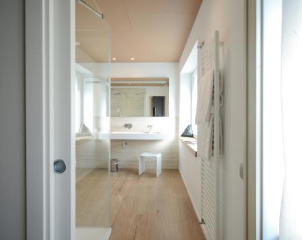 Bagno camera superior Junior Suite Best Western Plus Hotel Bologna