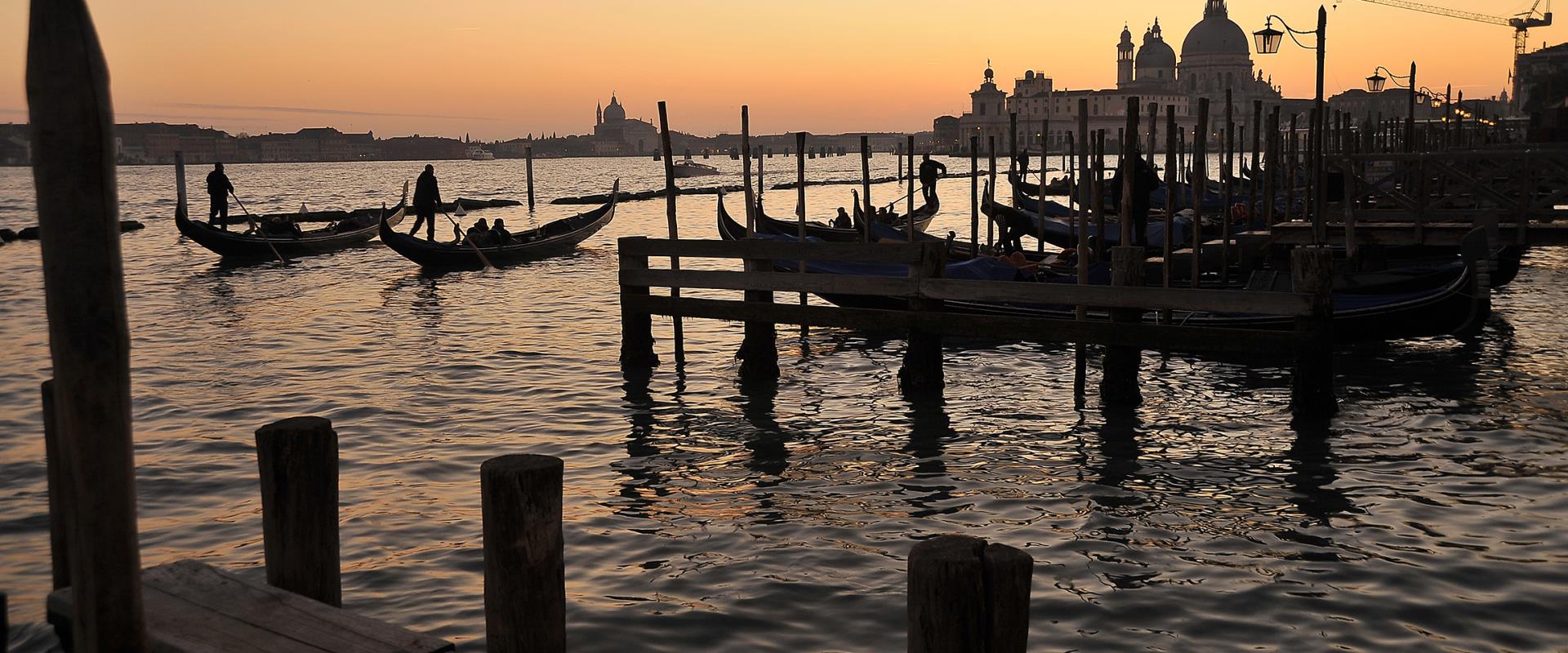 La comodità di Venezia a 10 minuti di distanza con Best Western Plus Hotel Bologna, 4 stelle a Mestre a due passi dalla stazione!