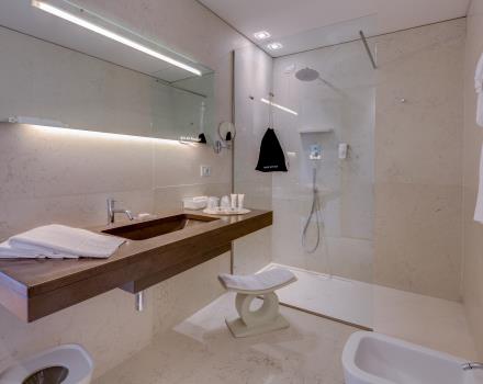 Bathroom superior room Best Western Hotel Bologna Mestre, near Venice