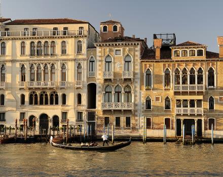 Cerchi un hotel 4 stelle vicino a Venezia? Best Western Plus Hotel Bologna, a Mestre, ti permette di raggiungere in pochi minuti e comodamente il centro storico di Venezia!